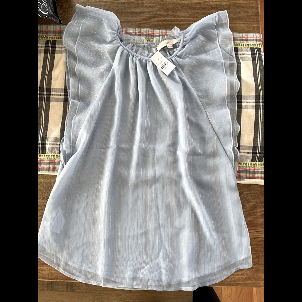 NWT, LOFT blue flutter sleeve blouse. Size XS